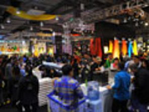 戶外行業(yè)動(dòng)態(tài) 運(yùn)動(dòng)趨勢(shì)、品牌創(chuàng)新與銷售渠道變革